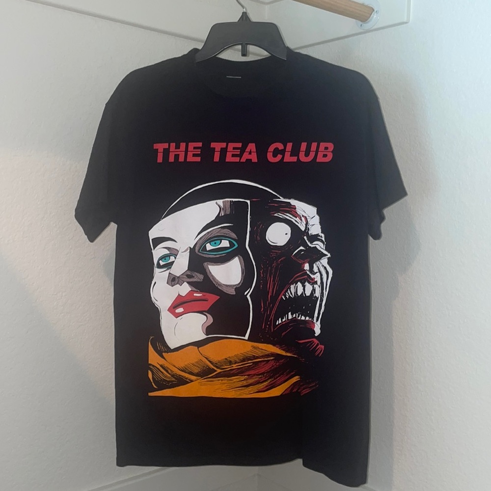 The Tea Club ‘Two Face’ Band Tee